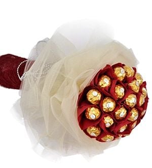 Sweet Ferrero - Chocolate Bouquet (Sweet Ferrero - 12 Rochers - Chocolate Bouquet)