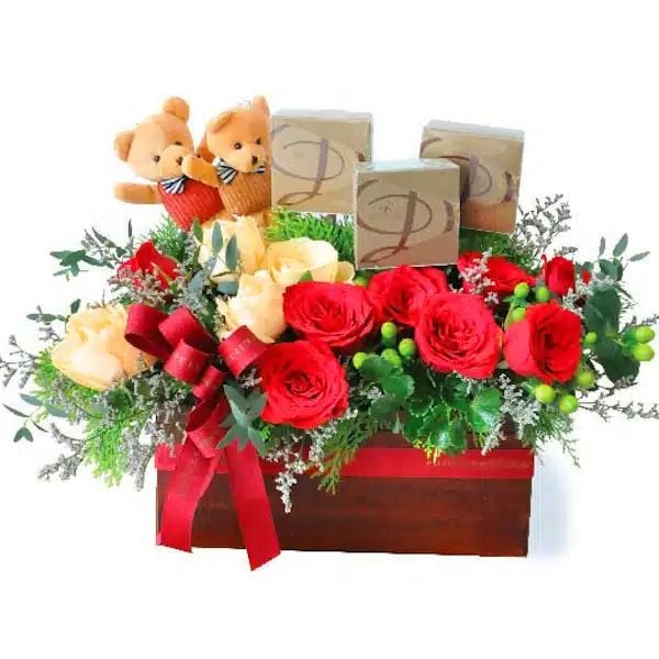 Sweet Memory – Flowers & Chocolate Gift