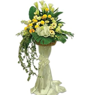 Amazing Grace - Condolence Flower Funeral Wreath