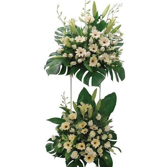 Devotion - Condolence Flower Funeral Wreath (Devotion - single tier - Condolence Flower Funeral Wreath)