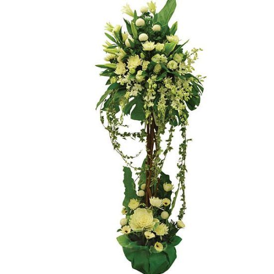 Humble Tribute - Condolence Flower Funeral Wreath