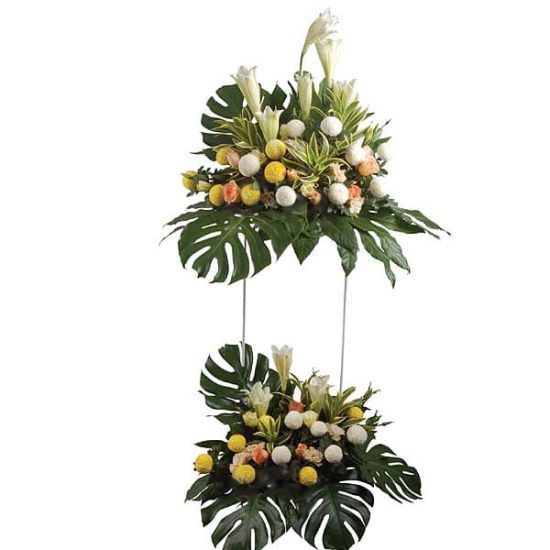 Cherubic Heart - Condolence Flower Funeral Wreath (Cherubic Heart - single tier - Condolence Flower Funeral Wreath)