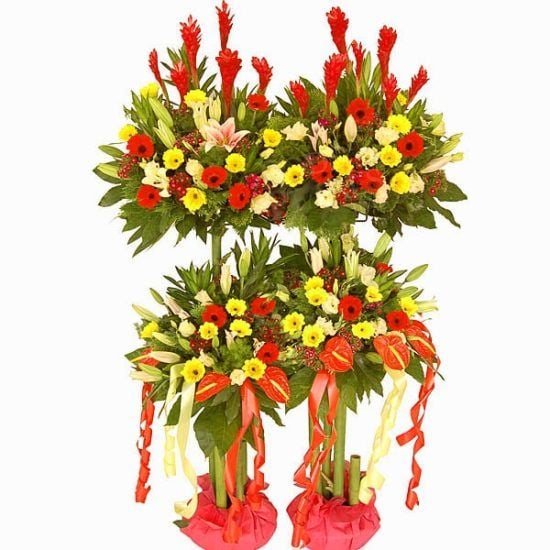 Standing Ovation - Grand Opening Flower Stand
