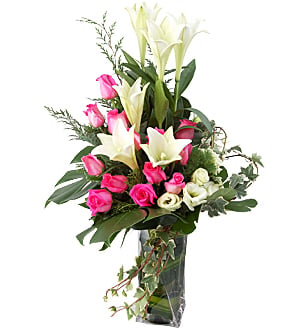 Stellar - Lilies Flower Arrangement