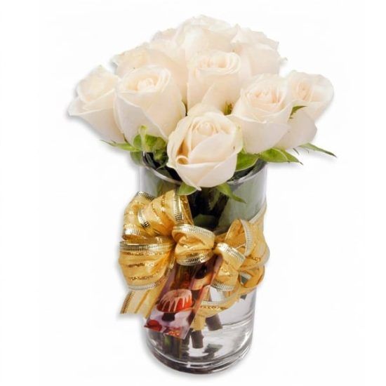 Minimalist Roses - Flower Arrangement