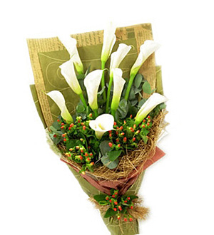Cheering Calla - Flower Bouquet