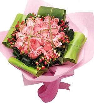 Binding Emotion - Roses Flower Bouquet (Binding Emotion - 10 stalks Rose Flower Bouquet)