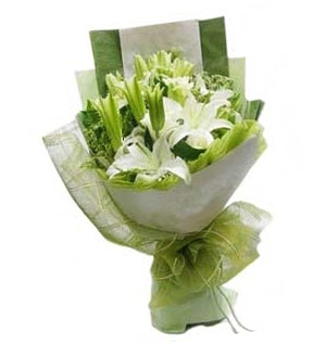 Graceful Lilla - 10 stalks Lily Flower Bouquet