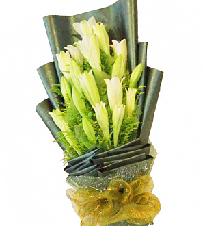 Rising Madonna - 10 stalks Lily Flower Bouquet