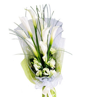 Premium Lofty Calla - 10 Calla Lily, Eustomas Flower Bouquet