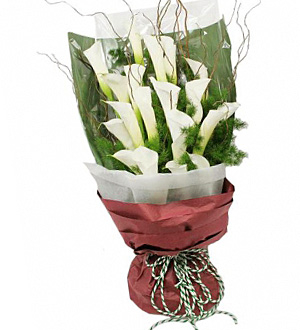Premium Marvella – 10 Calla Lily Flower Bouquet