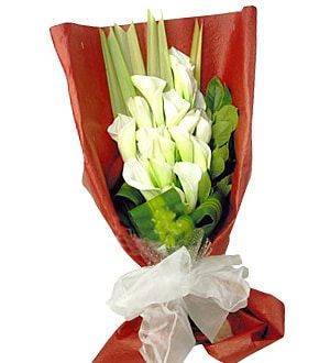 Refined Kayla - Flower Bouquet