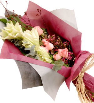 Berdine - Flower Bouquet