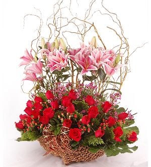 Summer Dream Flower Basket