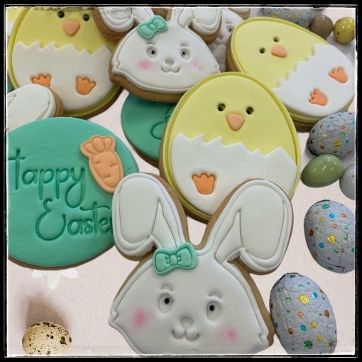 Happy Easter Cookies (6 Cookies)