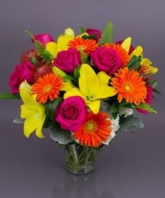 Premium Vase Gerberas, lilium and Roses