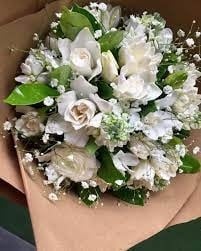 Bouquet of 100 Jasmines