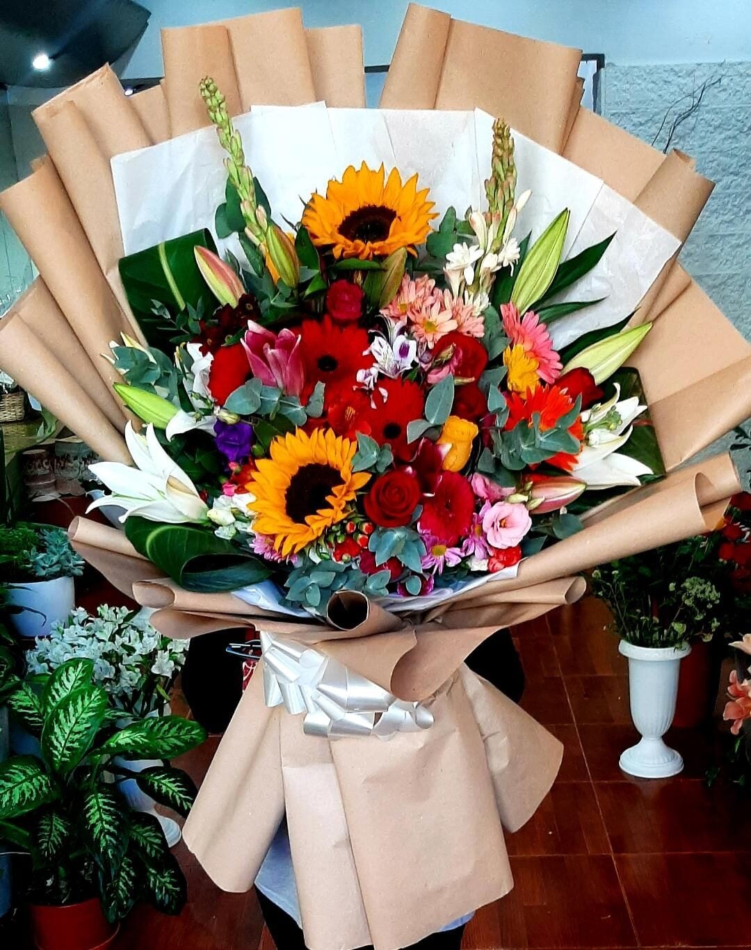 European Bouquet Assorted XL