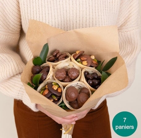 Small bouquet of chocolate (5 Basket)