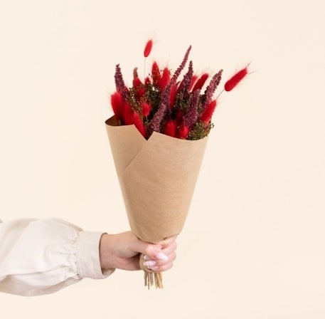 Small bouquet of dried flowers