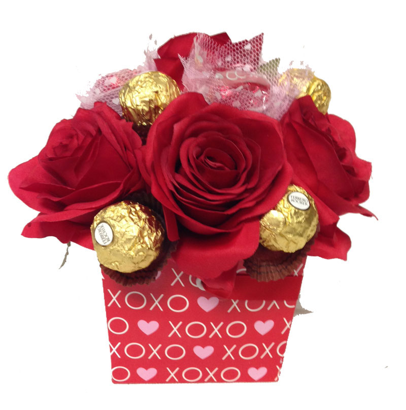 Chocolates and Roses Bouquet (Small)