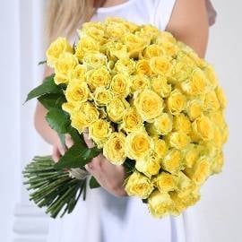 Classic Yellow Roses (77 Roses)