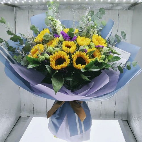 10pcs Sun Flowers Bouquet(Standard)