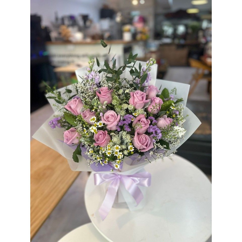 One Dozen purple Color of Roses (Medium)