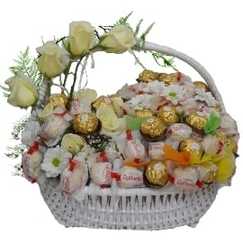 Luxurious Sweet Basket