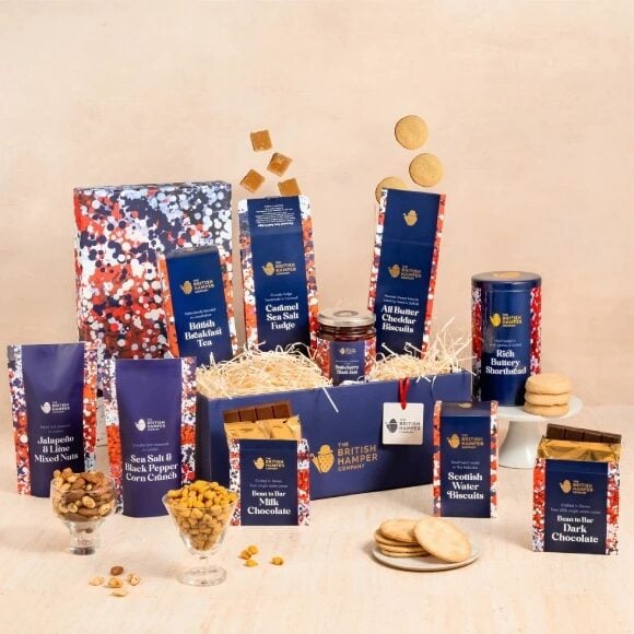 Superior Traditional Hamper