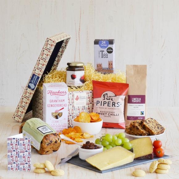 Lincolnshire Cheese and Treats Hamper
