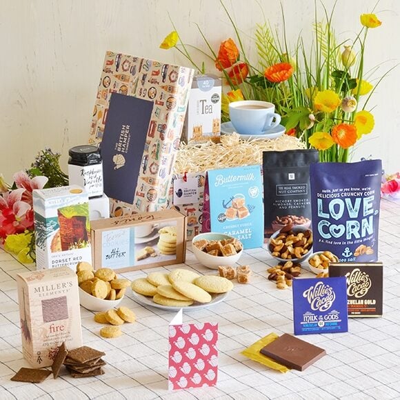 Superior Traditional Hamper