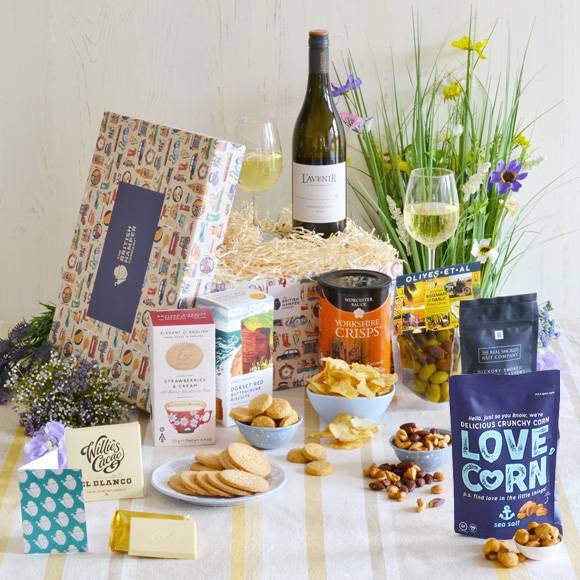 White Wine Delight Hamper