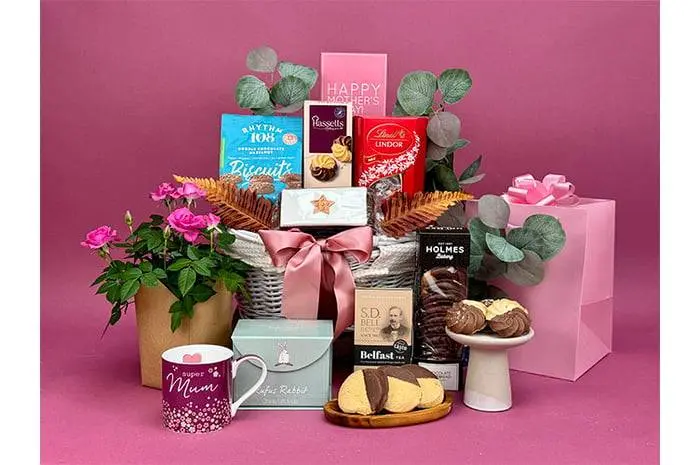 Mother's Day Flowers & Tea Gift Basket