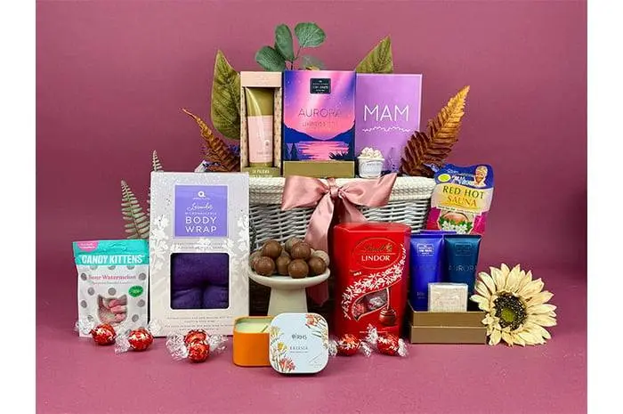 Leading Ladies Mothers Day Gift Basket