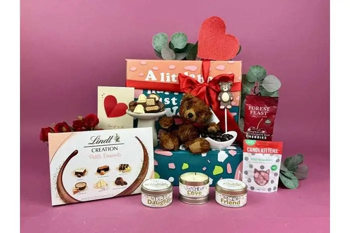 Galentine's Day Gifts Hamper
