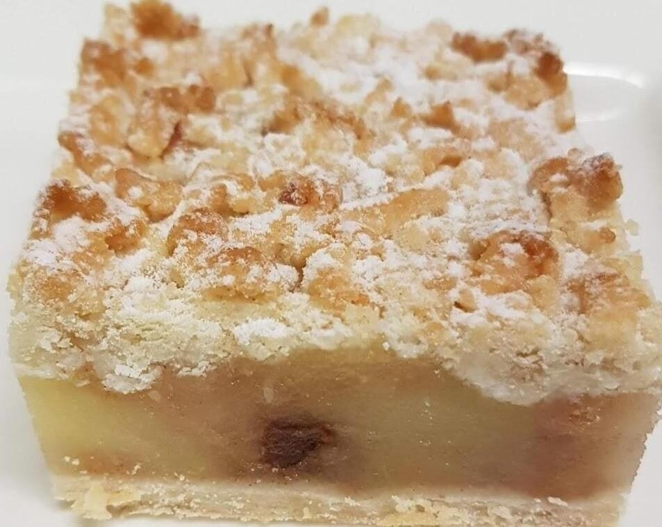 Apple Crumble Mini Dessert