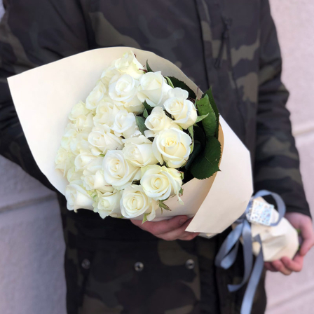 25 white roses 50 cm (Usual)