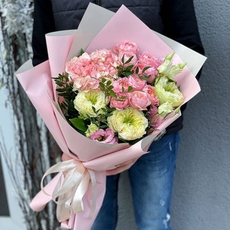 Bouquet of flowersCream mousse