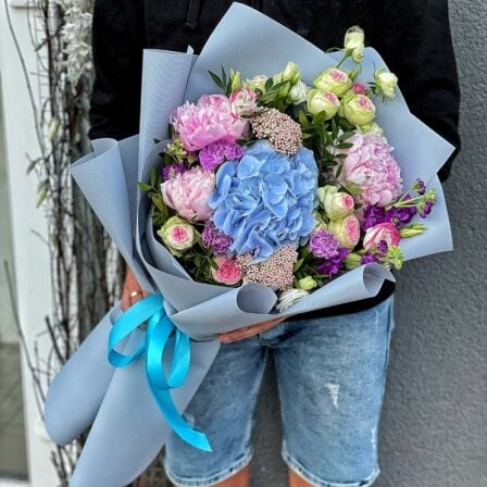 Bouquet of flowers "Camilla" (Usual)