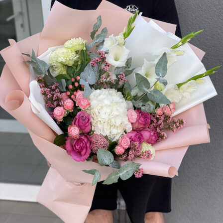 Author's bouquet of flowers «Karen» (Usual)