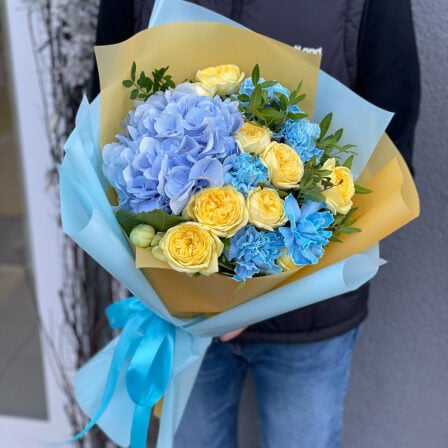 Bouquet of flowers "Ð¡olors of Freedom" (Usual)