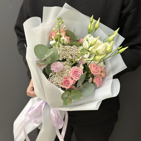 Author's prefabricated bouquet from a florist | S (Usual)