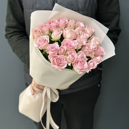 21 Kenyan roses assorted