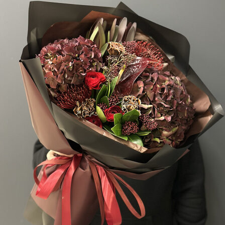 Author's bouquet of flowers "Dark Bloom" (Usual)