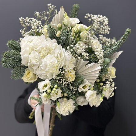 Winter bouquet in white colors (Usual)