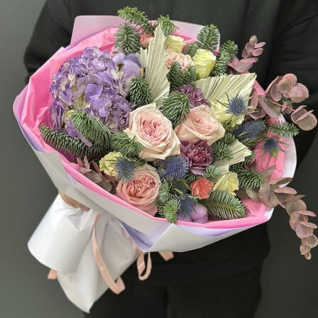 Winter bouquet in soft colors (Usual)