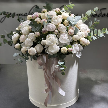 101 white peonies in a box