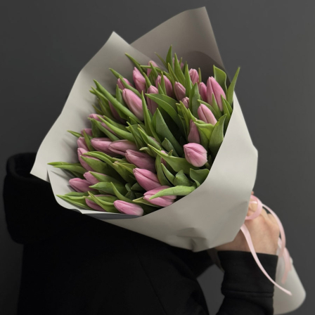33 pink tulips (Usual)
