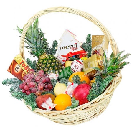Gift basketNew Year